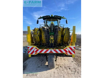 Forage harvester John Deere 8700i: picture 2 Forage harvester John Deere 8700i: picture 2