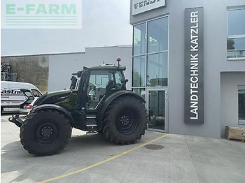 Farm tractor VALTRA N-series