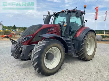 Farm tractor VALTRA T194