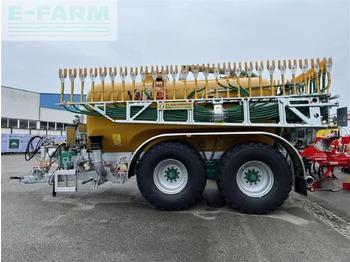 Slurry tanker