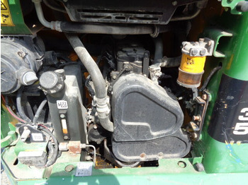 Skid steer loader JCB 135 R: picture 5