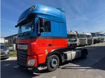 Tractor truck DAF XF 450