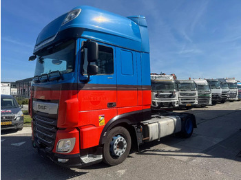 Tractor truck DAF XF 450