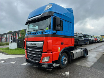 Tractor truck DAF XF 450