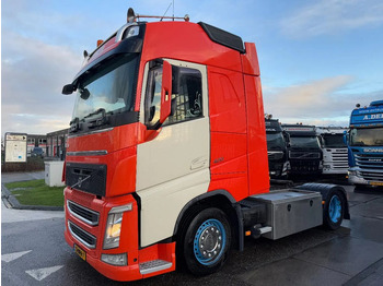 Tractor truck VOLVO FH 420