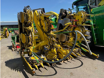 Agricultural machinery JOHN DEERE
