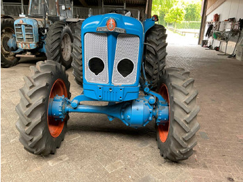 Farm tractor Fordson Super Major Roadless: picture 5
