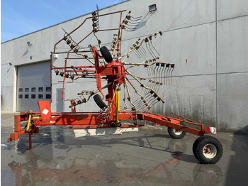 Tedding equipment KUHN