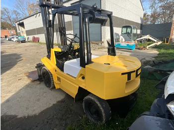 Forklift TCM FD30 FORKLIFT: picture 3