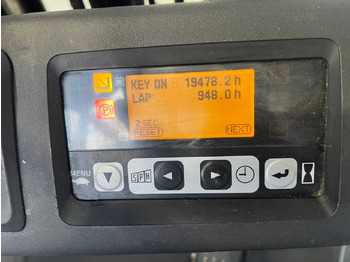 Forklift TOYOTA - 2015 - 8FBET15 - FORKLIFT TRUCK: picture 3 Forklift TOYOTA - 2015 - 8FBET15 - FORKLIFT TRUCK: picture 3