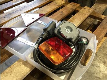 Trailer MAGNETIC LIGHTING KIT: picture 3 Trailer MAGNETIC LIGHTING KIT: picture 3
