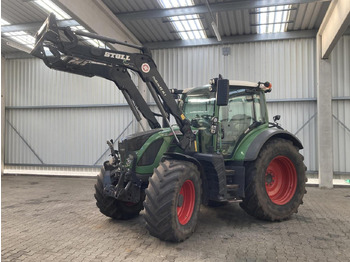 Farm tractor FENDT 516 Vario