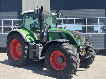 Farm tractor FENDT 718 Vario