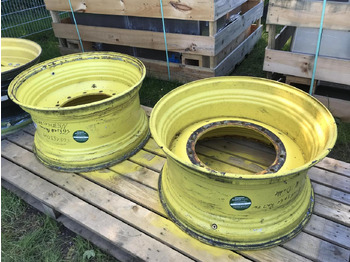 Tire JOHN DEERE