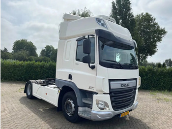 Tractor truck DAF CF 400