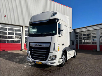 Tractor truck DAF XF 480
