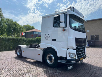 Tractor truck DAF XF 510