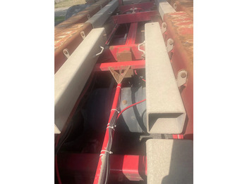 Container transporter/ Swap body semi-trailer Renders 2x 20 1x 30 1x 40 in prijs verlaagt: picture 5 Container transporter/ Swap body semi-trailer Renders 2x 20 1x 30 1x 40 in prijs verlaagt: picture 5