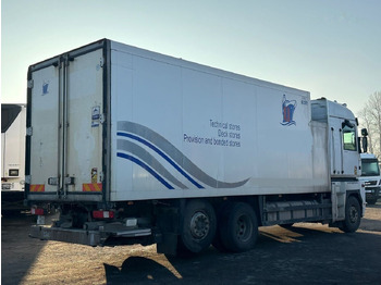 Refrigerator truck Renault Magnum 500: picture 4 Refrigerator truck Renault Magnum 500: picture 4