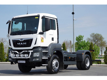 Cab chassis truck MAN TGS