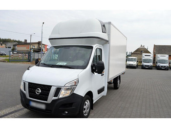 Closed box van NISSAN NV400