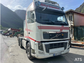 Tractor truck VOLVO FH16