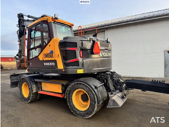 Excavator Volvo EWR130: picture 5