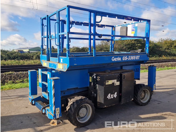 Scissor lift GENIE