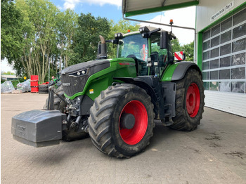 Farm tractor FENDT 1050 Vario