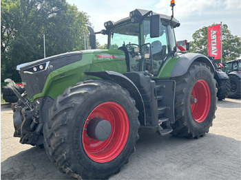 Farm tractor FENDT 1050 Vario