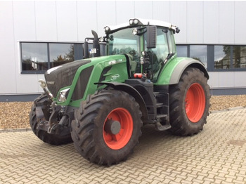 Farm tractor FENDT 824 Vario