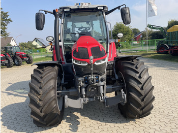 Massey Ferguson 5S.145 Dyna-6 Exclusive leasing Massey Ferguson 5S.145 Dyna-6 Exclusive: picture 3
