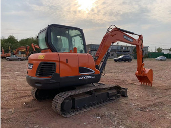 Excavator DOOSAN DX55: picture 2