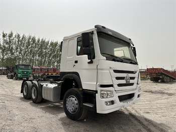 Tractor truck SINOTRUK HOWO