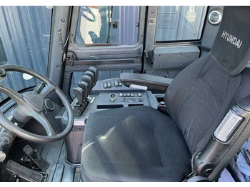 Diesel forklift Hyundai 130D-9: picture 4