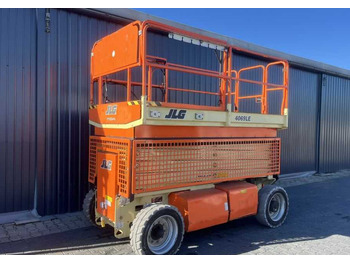 Scissor lift JLG