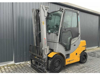 Diesel forklift JUNGHEINRICH DFG