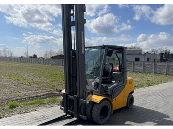 LPG forklift JUNGHEINRICH TFG