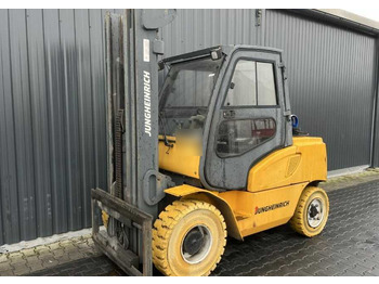 LPG forklift JUNGHEINRICH TFG