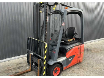 Electric forklift LINDE E