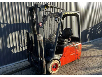 Electric forklift LINDE E16