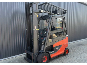Electric forklift LINDE E25