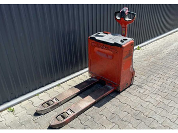 Pallet truck LINDE T16
