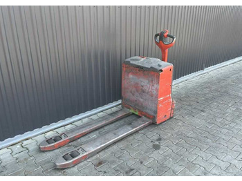 Pallet truck LINDE T18