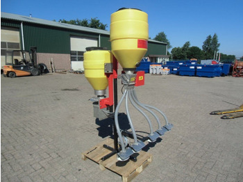Fertilizer spreader