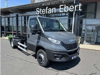 Commercial truck IVECO Daily 70c18
