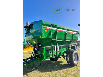 Fertilizer spreader