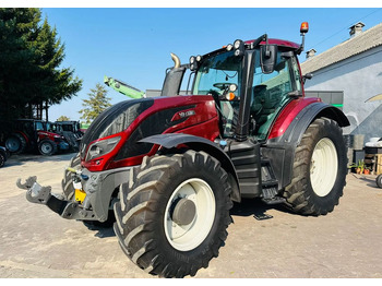 Farm tractor VALTRA S-series
