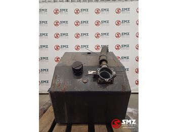 Hydraulic tank