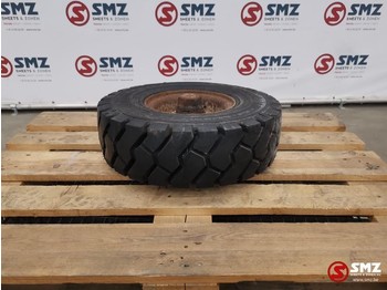 Tire MICHELIN